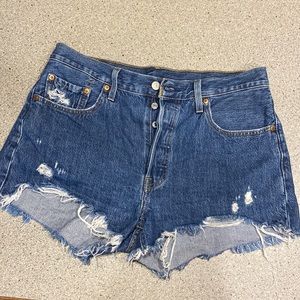 Womens Levi high wasted 501 button fly shorts